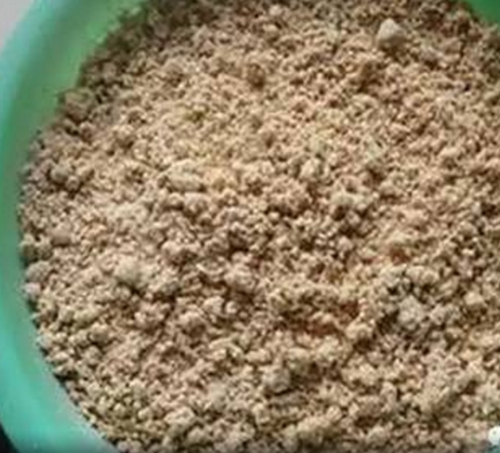 适合野钓鲫鱼的饵料和药酒配方_WWW.YUJUCEPING.COM