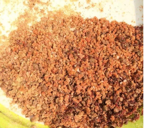 分享一款神奇酒糟窝料配方_WWW.YUJUCEPING.COM