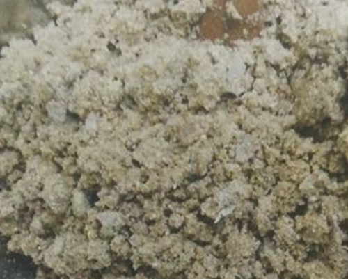 冬天钓鱼的撒饵技巧_WWW.YUJUCEPING.COM