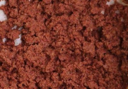 香精母猪乳配制做钓鱼饵料使用方法_WWW.YUJUCEPING.COM