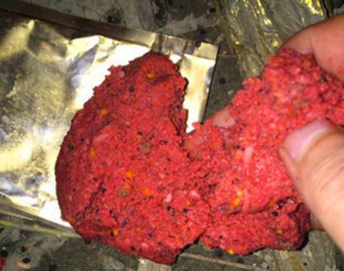 钓鱼小药与鱼饵的味型搭配_WWW.YUJUCEPING.COM